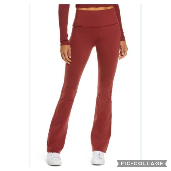 Alo Airbrush High Waist Cranberry Flare Pants Size Small - Picture 1 of 15